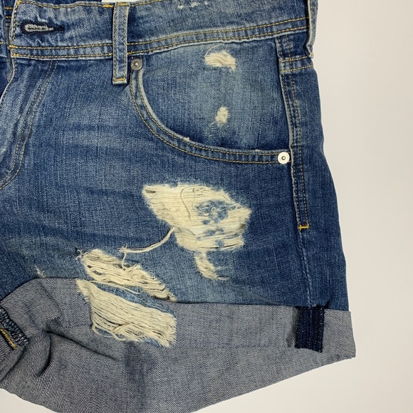 H&M women’s distressed cuffed denim shorts sz.8 - Picture 10 of 11